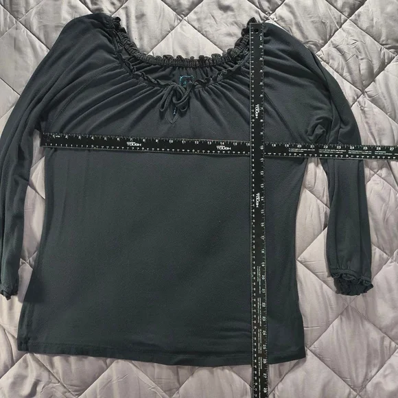 (L) Women's Ashley Judd Black Long Sleeve Top - Picture 2 of 5